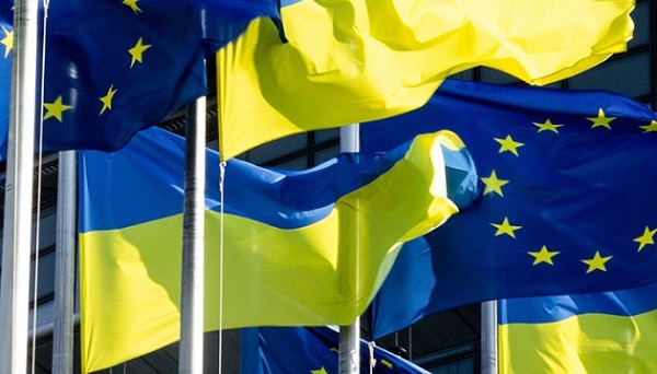 EU cấp “quy chế ứng cử viên” gia nhập cho Ukraine và Moldova