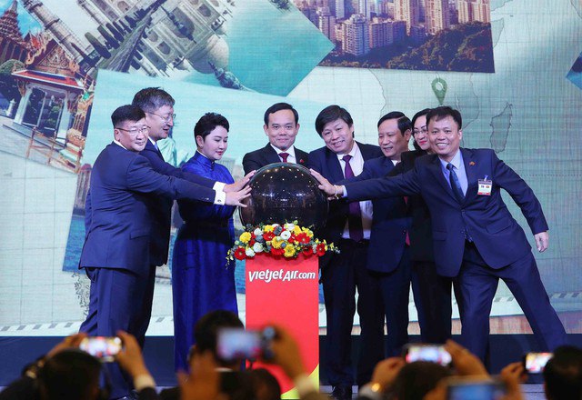 Việt Nam – Mông Cổ ký kết hiệp định miễn thị thực