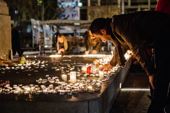 Châu Âu: Tưởng niệm các nạn nhân của chủ nghĩa khủng bố