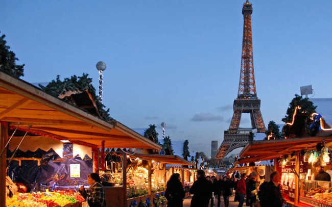 Hội chợ Giáng sinh Pháp với đặc trưng văn hóa nhiều vùng miền