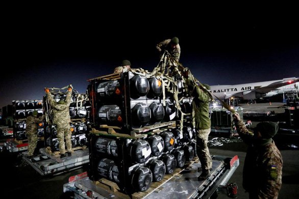Mỹ, Anh, Canada cam kết viện trợ quân sự cho Ukraine