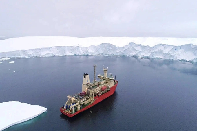 Sông băng Thwaites tan nhanh gây ảnh hưởng khí hậu toàn cầu 