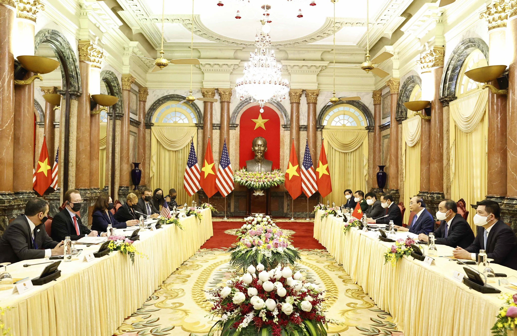 Việt Nam đón Phó Tổng thống Mỹ Kamala Harris đến thăm