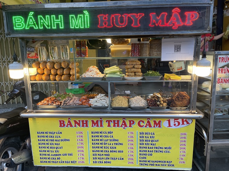 Bánh mì Huy Mập: Bánh mì ngon Tân Phú